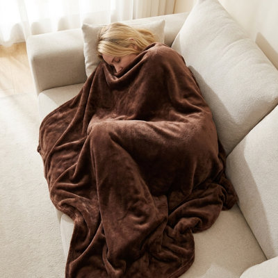 Ultra Soft Solid Color Fleece Blanket, Cozy Plush Throw for Bed & Sofa, Lightweight Warm Blanket for Travel, Camping & Home Use,Coffee Brown,39.37×59.06in