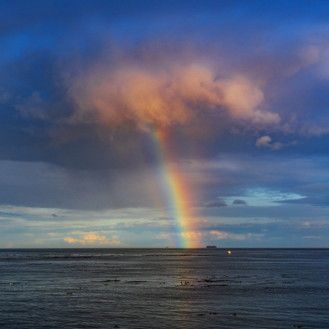 Regenbogen im Ozean