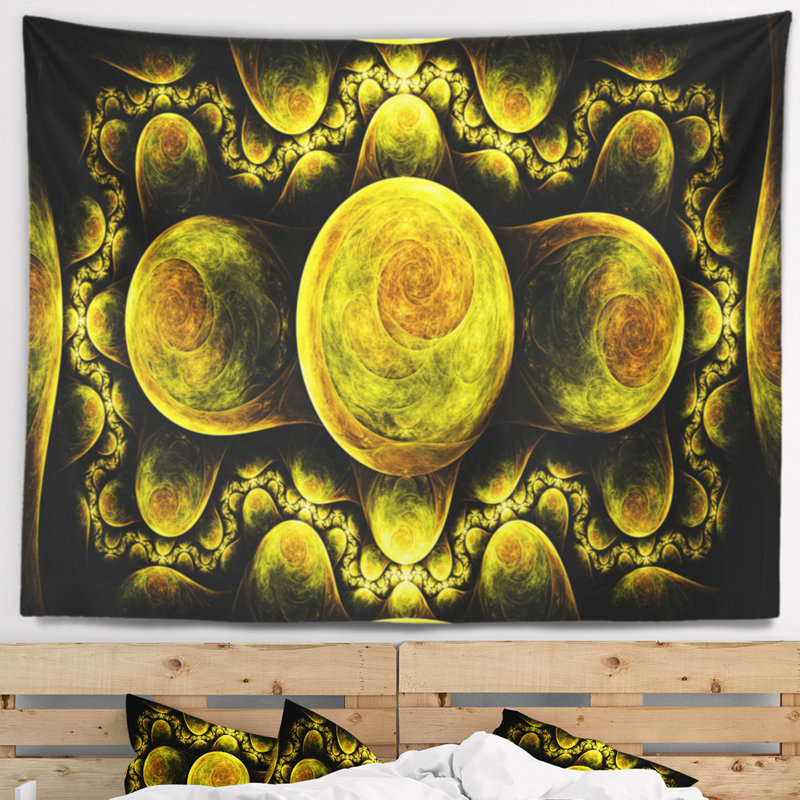 Tapisserie abstraite à motif fractal exotique jaune, H 78 po x l 92 po
