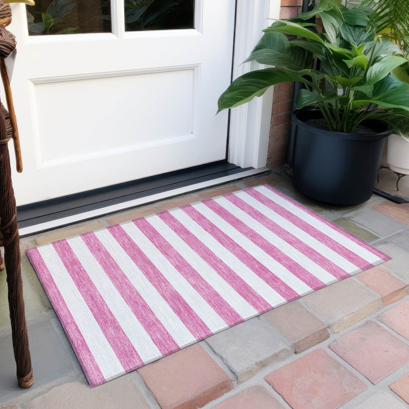 Tapis intérieur / extérieur Kinslee, Rectangle 1 pi 8 po x 2 pi 6 po