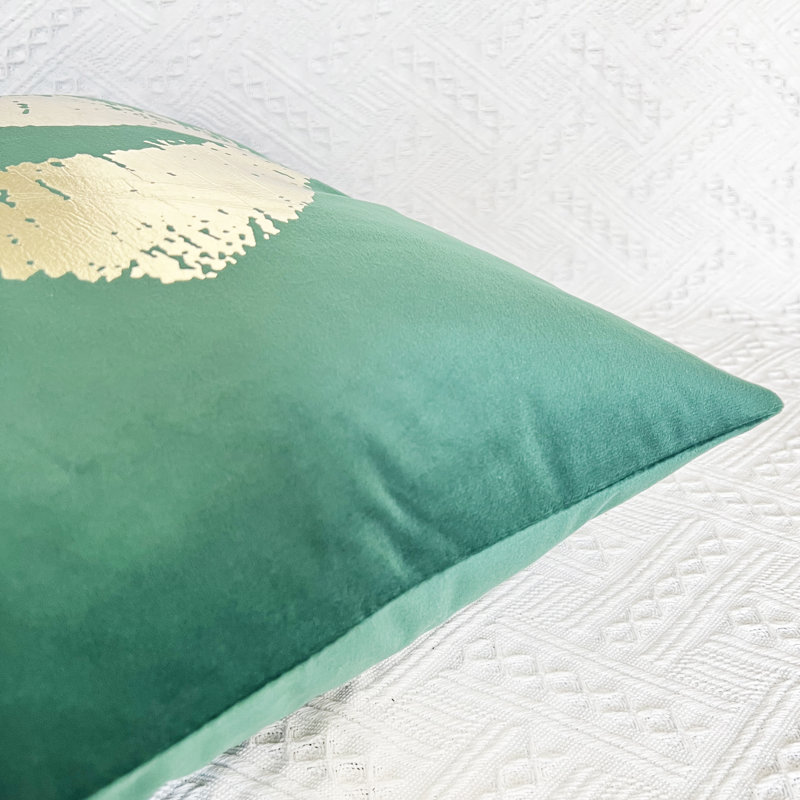Solid Lips Gold Pillow Cover (Set Of 2), Green, 18" x 18"