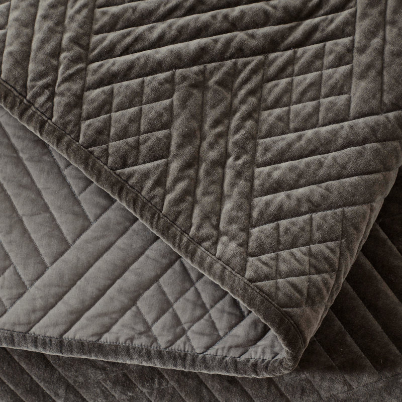 Ensemble de courtepointe et taie d'oreiller en velours de coton Karina, Courtepointe très grand + 2 taies décoratives, Gris
