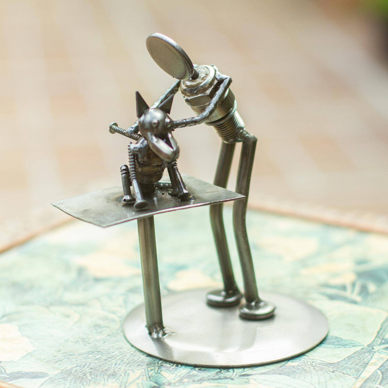 Samoset People Figurines & Sculptures