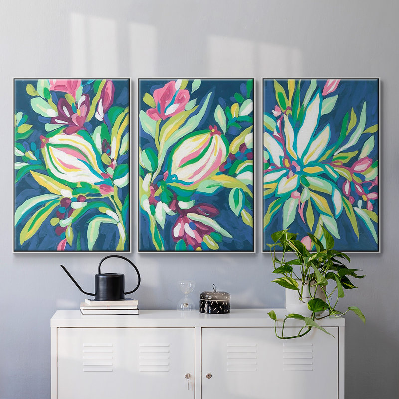 Blue Tropics I, ensemble de 3 toiles encadrées sur toile, H 40 po x l 78 po, Blanc
