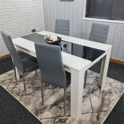 Amira-Jess Dining Set