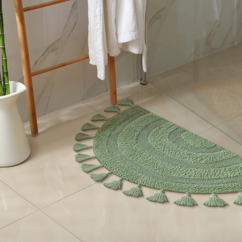 Tapis de bain demi-cercle festonné en coton Savi Home