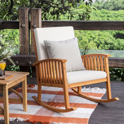 Chaise berçante avec coussins Rashmare