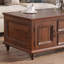 Une table basse au charme naturel-534031741