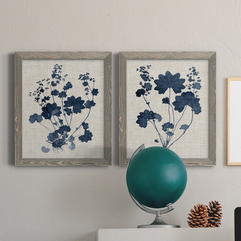 Bleu marine et feuilles de lin II, toile encadrée de qualité supérieure - prête à être accrochée, H 20 po x l 17 po x P 1 po