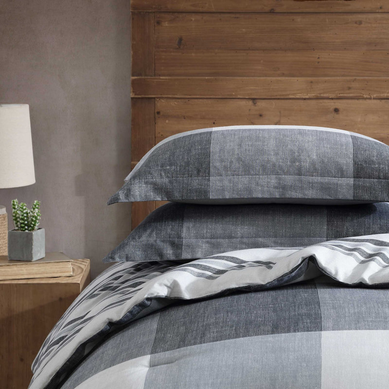 Ensemble de lit réversible Eddie Bauer, Édredon très grand + 2 taies décoratives très 