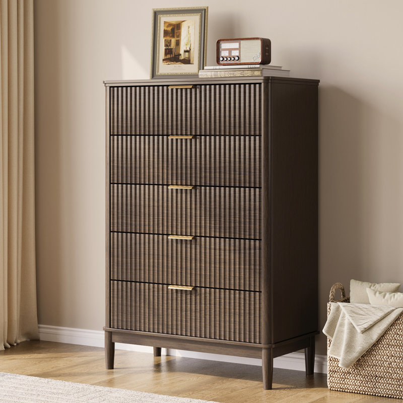  Commode cannelée à 5 tiroirs avec pieds en bois massif, 5 commode, Brun