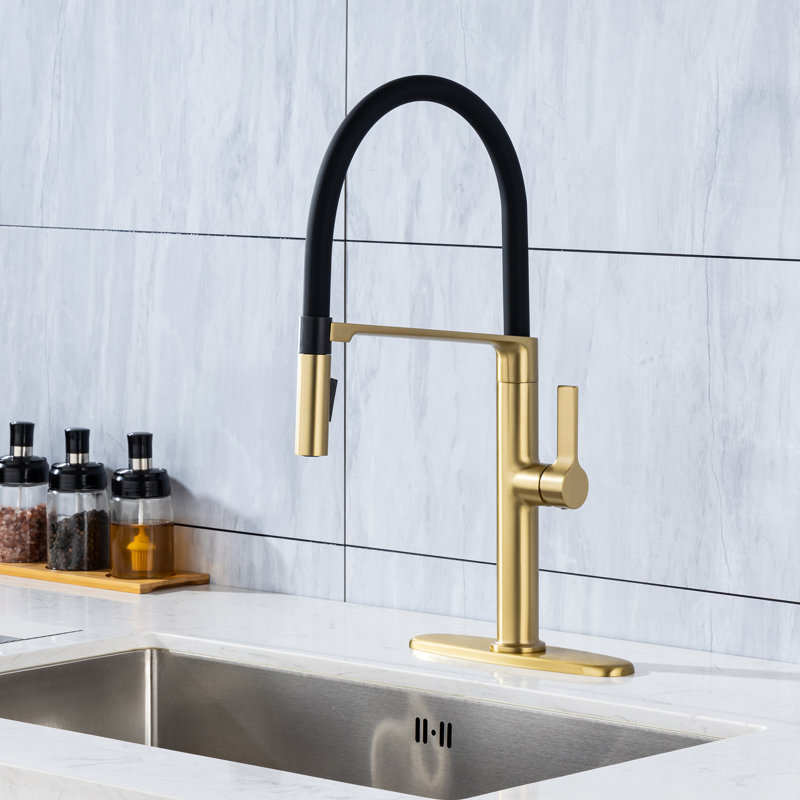 Robinet de cuisine magnétique à poignée simple en nickel brossé, Doré brossé