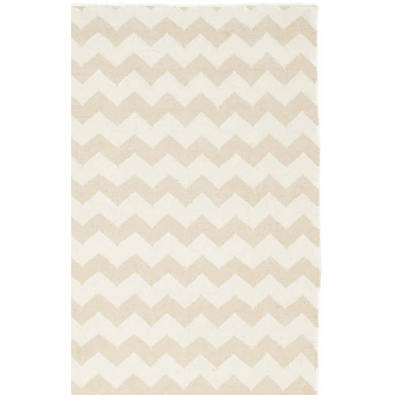 Mccall Hand Woven Flat Weave Wool/Banana Silk/Cotton Chevron Rug in Beige/Ivory, Runner 2'6" x 8'