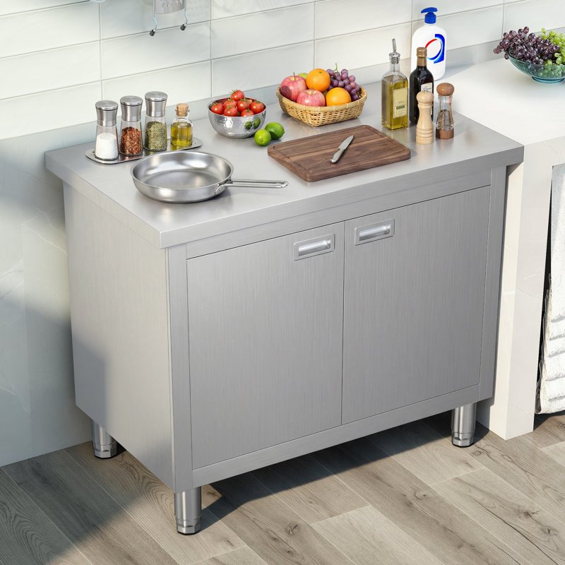 Table de travail en acier inoxydable de 36 po avec armoire à double porte