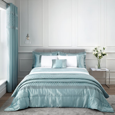 Sequin Cluster Duvet Cover Set with Pillowcases