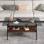 Table basse contemporaine avec plateau en verre trempé élégant et plateau rectangulaire transparent brun, salon