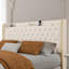 Structure de lit tapissier avec projecteur Star Galaxy, tête de lit capitonnée à oreilles avec station de charge et haut-parleur, lit plateforme, aucun sommier nécessaire, velours crème-117497486-117497485