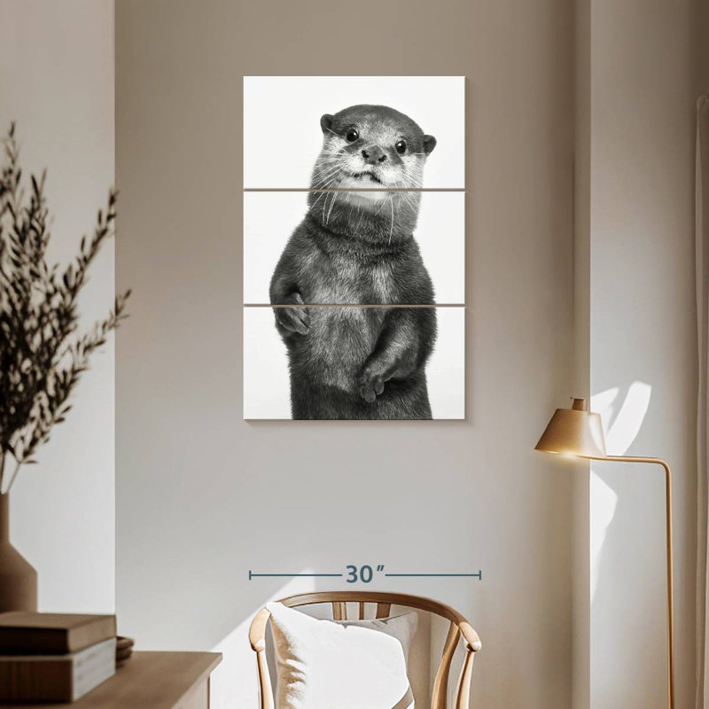 Brampt Monochrome Otter, 57" H x 36" W