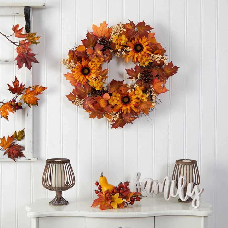 28 " Mixed Greenery Wreath