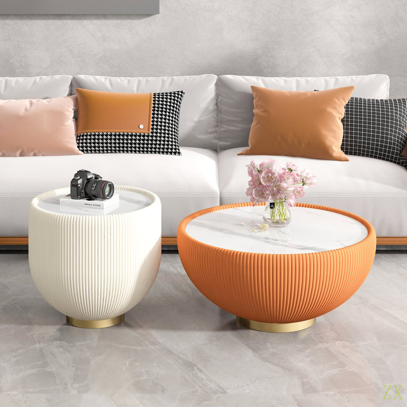 Table basse moderne en cuir avec plateau en marbre