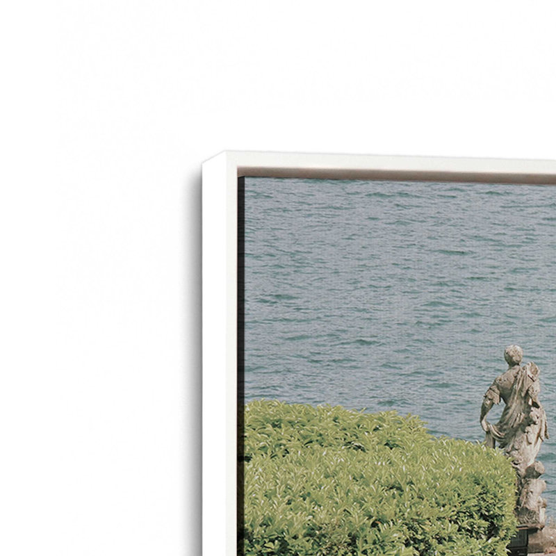 Impression sur toile Gates of Tranquility, Cadre flottant blanc opaque, H 20,75 po x l 30,75 po x P 1,75 po