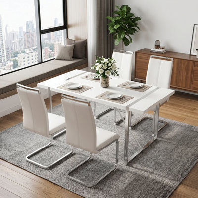 Table de salle à manger rectangulaire moderne en bois manufacturé et chaises ergonomiques en similicuir avec pieds en forme de C
