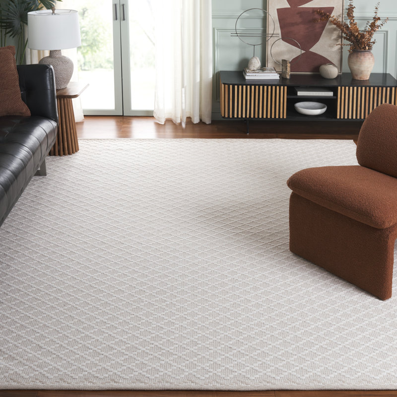 Northport Hand Woven Wool/Cotton Geometric Rug in Ivory/Beige, Rectangle 8' x 10'