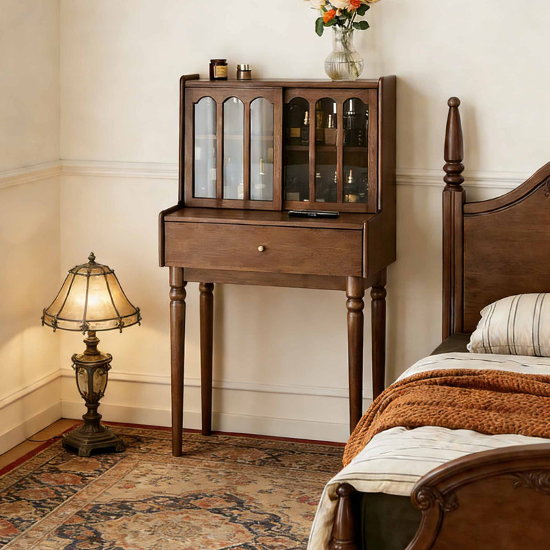 Italian style small makeup table