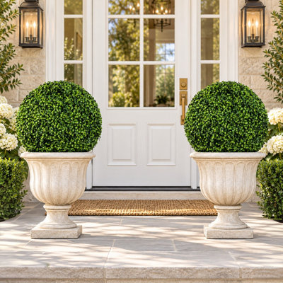 22 " H Faux Boxwood Topiary