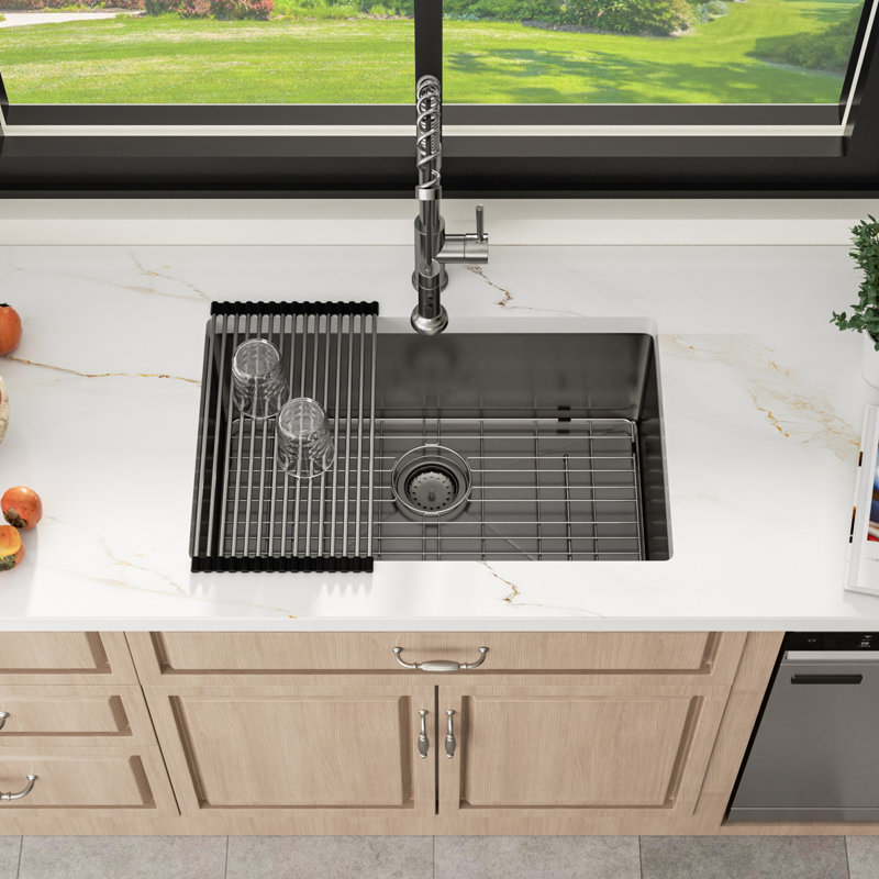Évier de cuisine à simple cuve en acier inoxydable de calibre 16 avec grille inférieure L 28 po x l 18 po