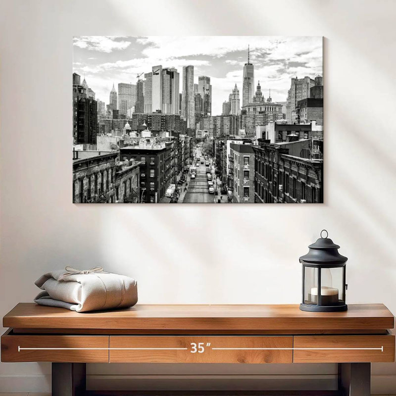 Kavia Financial District, 16" H x 24" W