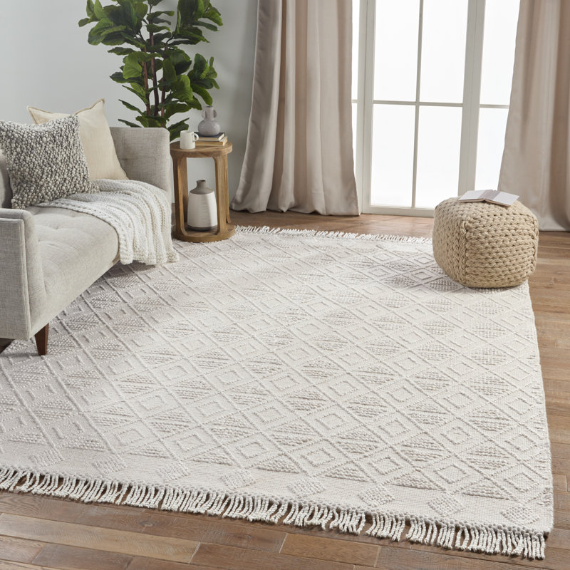 Giordano Geometric Area Rug in White/Ivory, Rectangle 10' x 14'