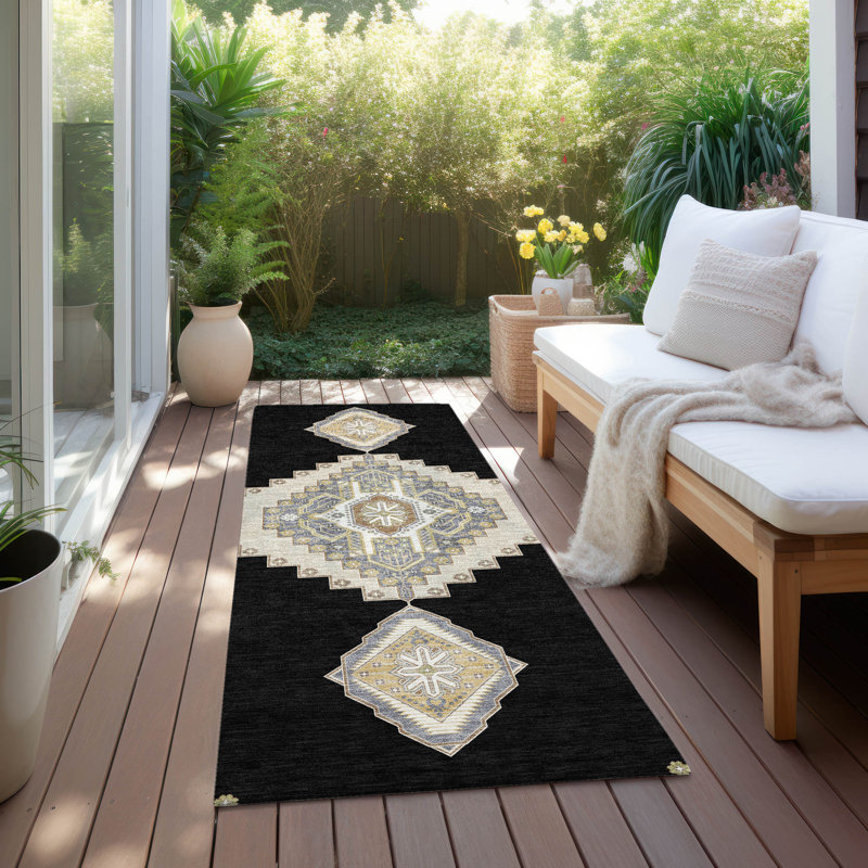 Tapis noir intérieur / extérieur Elira , 2'3" x 7'6"