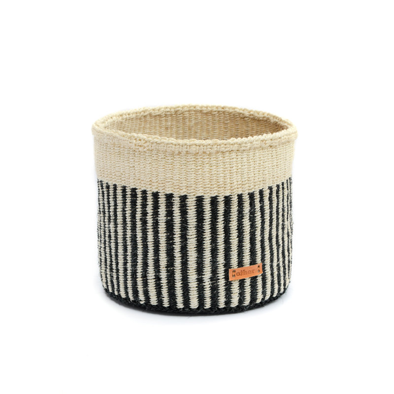 Panier en sisal rayé noir et blanc