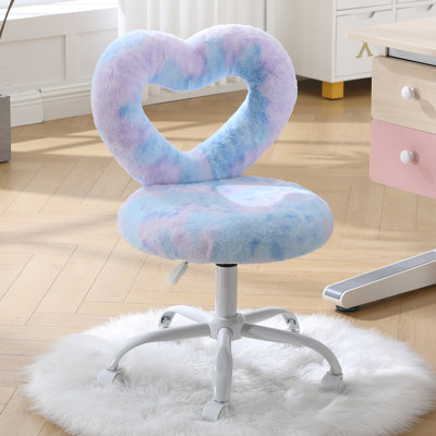 Modern Lovely Heart Shaped Cutout Kids Chair For Kids Room, Study Room And Playroom