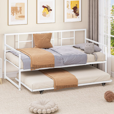 Daybed with Trundle
