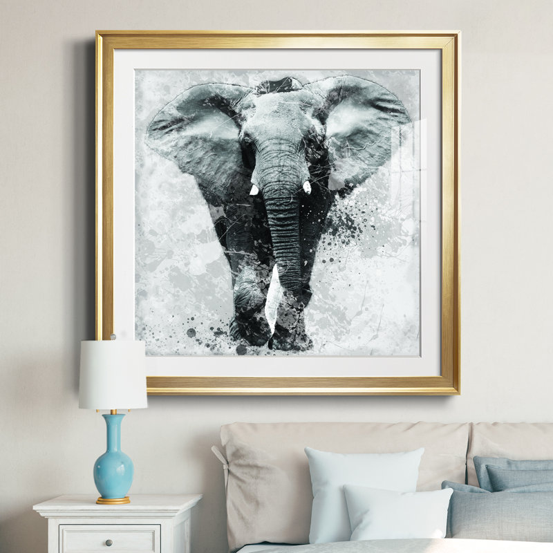Proud Elephant - peinture encadrée, Papier encadré doré, H 34,5 po x l 34,5 po x P 1,5 po