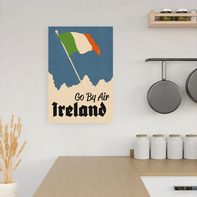 «Vintage Ireland Travel Classic Retro Vintage Fly Landscape Nature», art mural