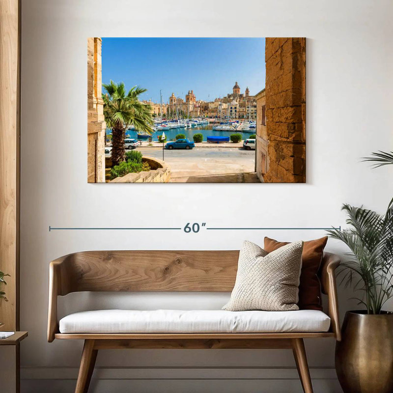 Gillard Street à Senglea Marina, H 30 po x l 45 po