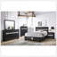Grand lit de rangement de style traditionnel en bois-533659917
