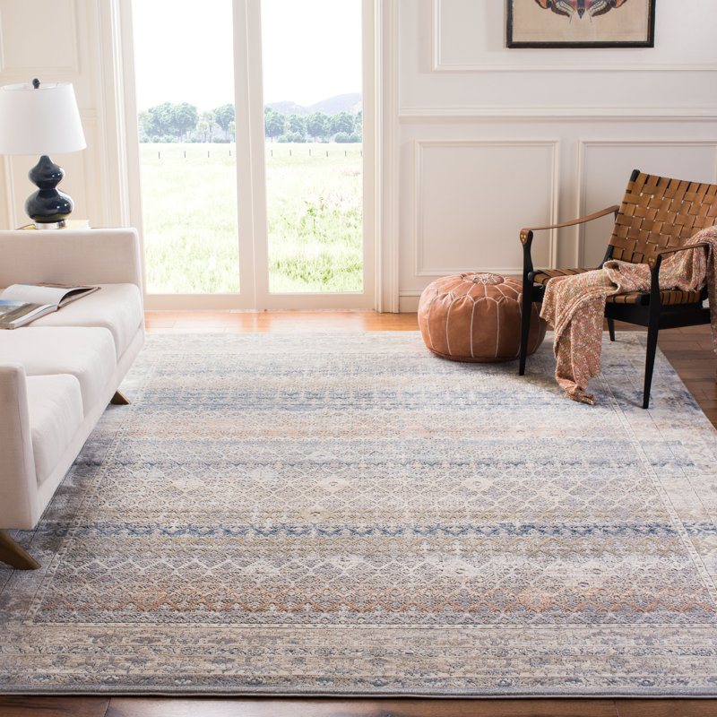 Gray and Cream Hand-Knotted Wool Area Rug, 4' x 6'