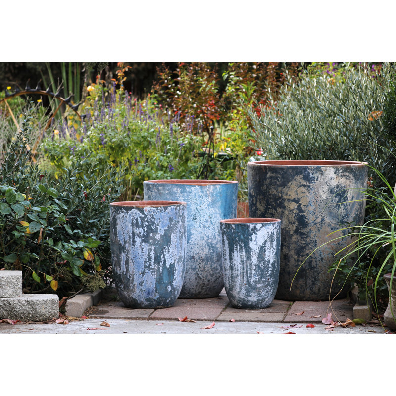 Ensemble de 4 pots à fleurs en terre cuite Milano, P 23,0 po x H 26,5 po, Graphite