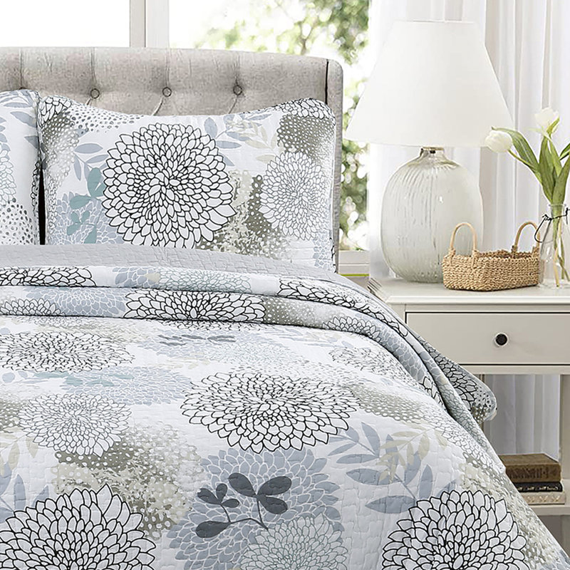 3 - Piece Quilt Set, Twin Quilt + 1 Standard Sham