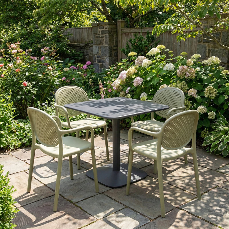 4 - Person Steel Dining Set, Green