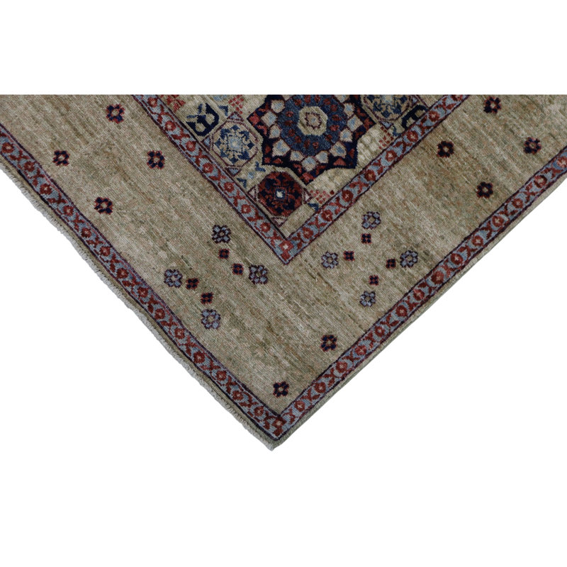 Hand Knotted Wool Area Rug in Beige, Rectangle 4'11" x 6'10"