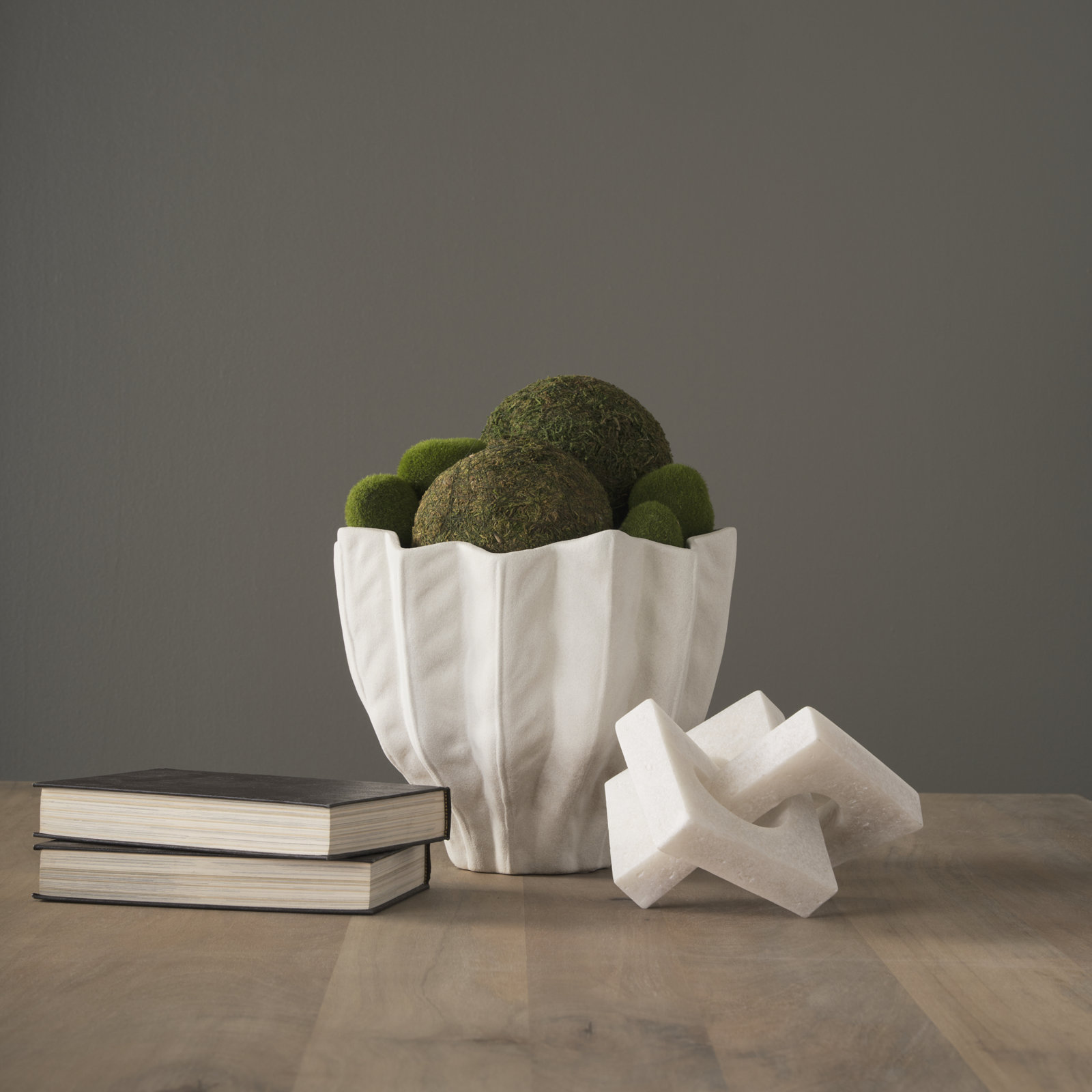 Arvis Sculpture, White, 4.53" H x 7.28" W x 6.85" D