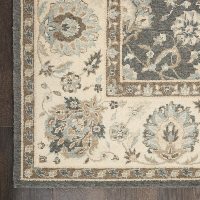 Tapis rond gris en laine à motif oriental Isadora, Rectangle 2 pi 6 po x 4 pi 3 po