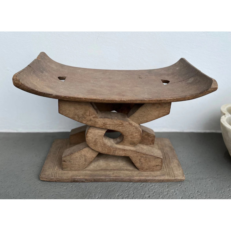 Tabouret de cérémonie en bois Dehanti