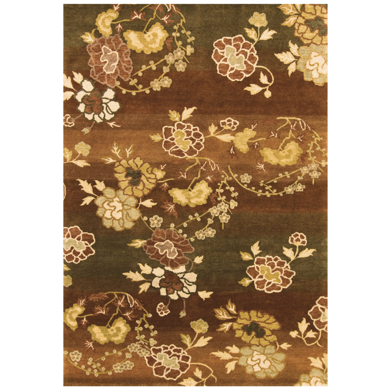 Wool Floral Area Rug in Brown/Yellow/Green, Rectangle 5'6" x 8'6"