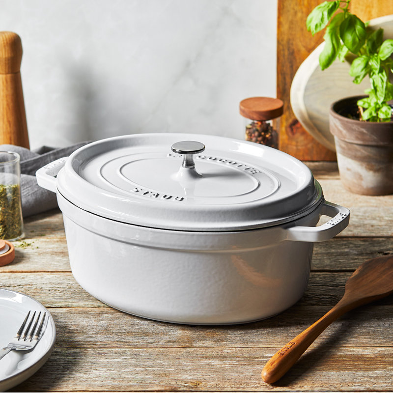 Cocotte ovale en fonte Staub, Blanc, 5,75 pte